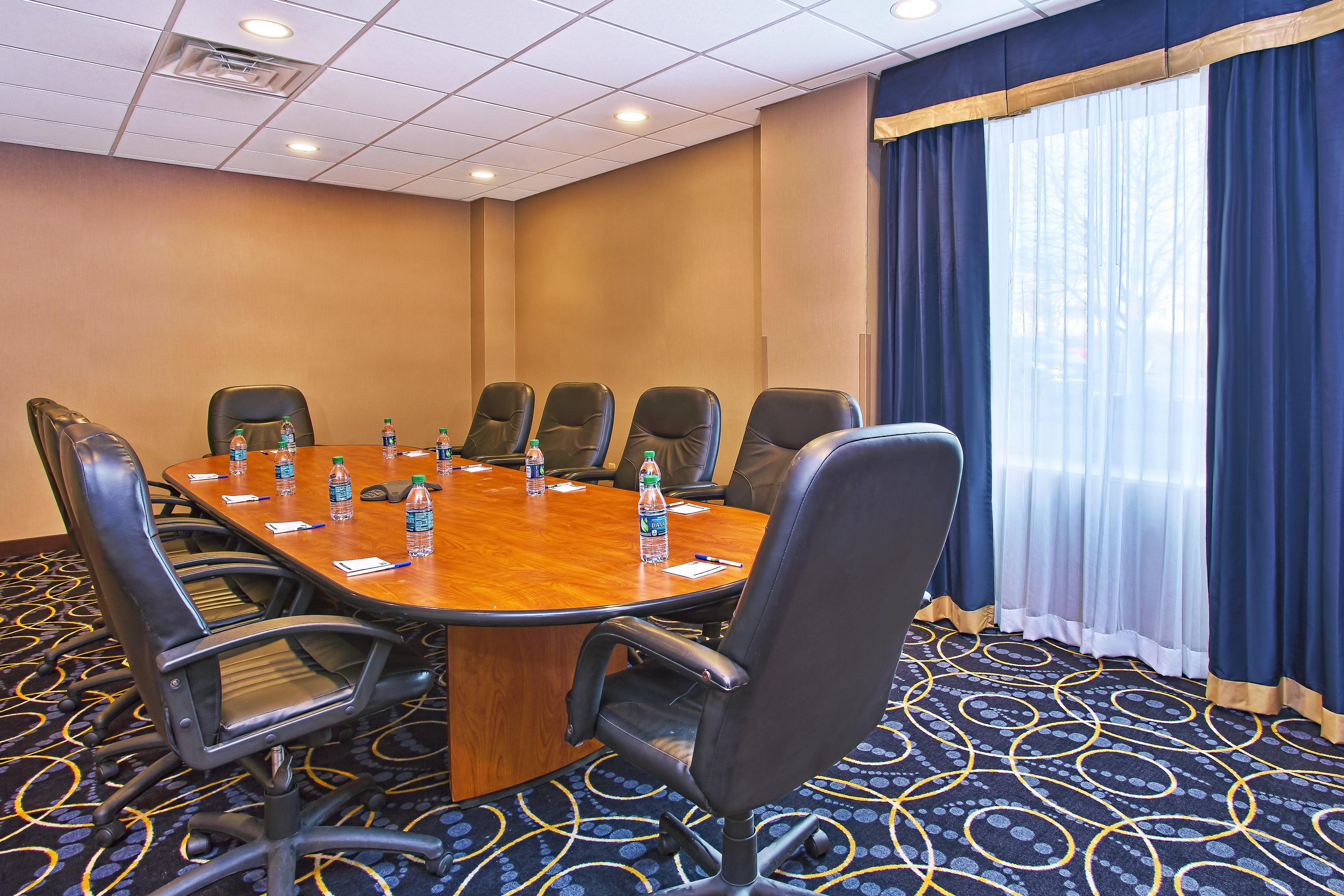 Holiday Inn Express And Suites Pittsburgh West Mifflin By Ihg Exterior foto