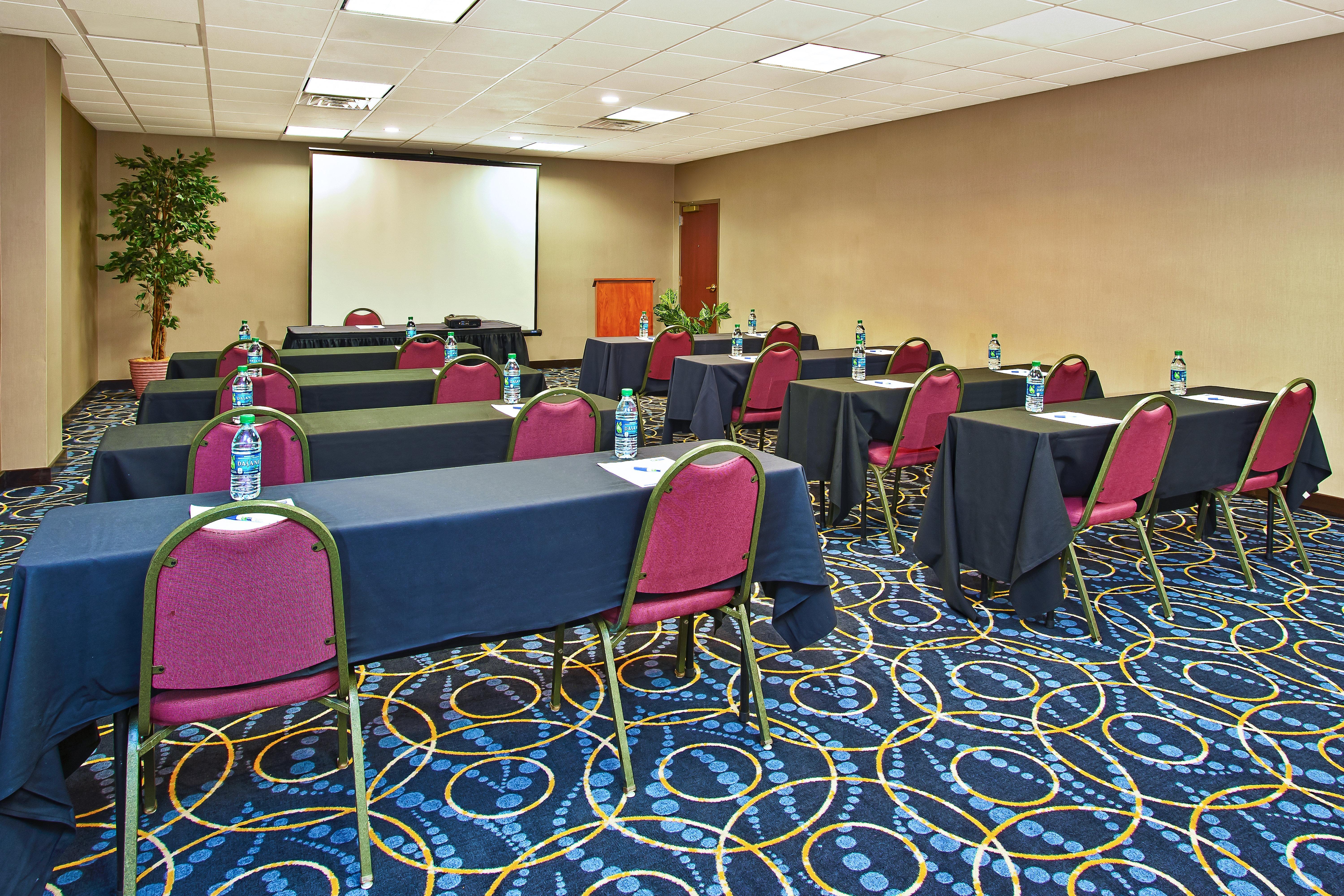 Holiday Inn Express And Suites Pittsburgh West Mifflin By Ihg Exterior foto