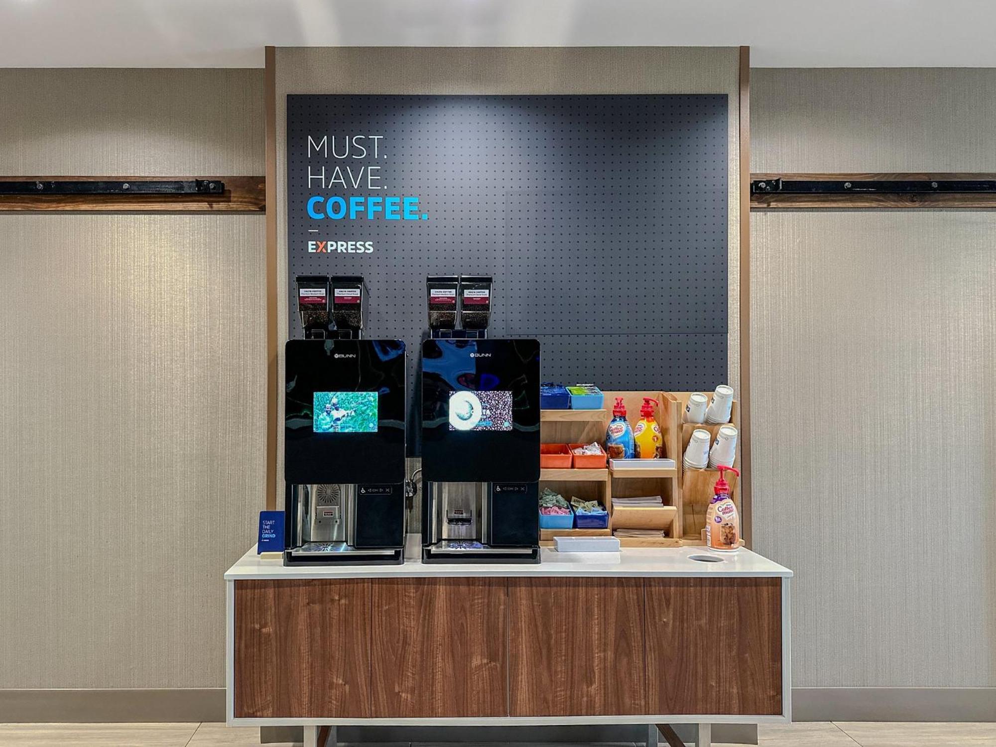 Holiday Inn Express And Suites Pittsburgh West Mifflin By Ihg Exterior foto