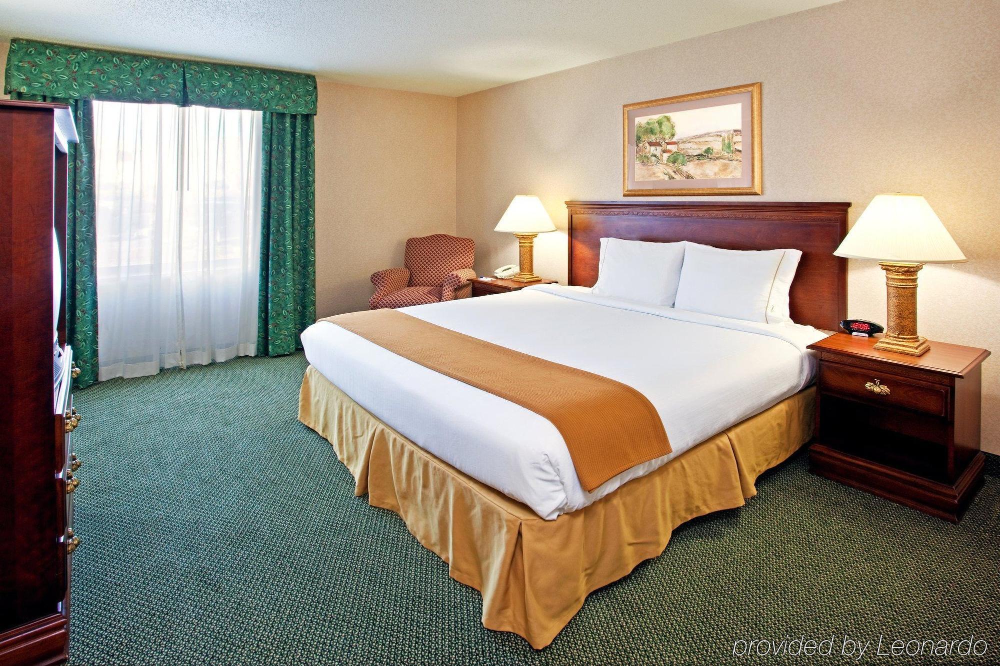 Holiday Inn Express And Suites Pittsburgh West Mifflin, An Ihg Hotel Habitación foto