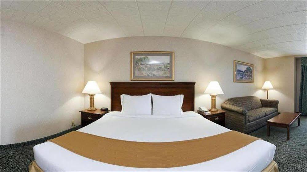 Holiday Inn Express And Suites Pittsburgh West Mifflin By Ihg Exterior foto